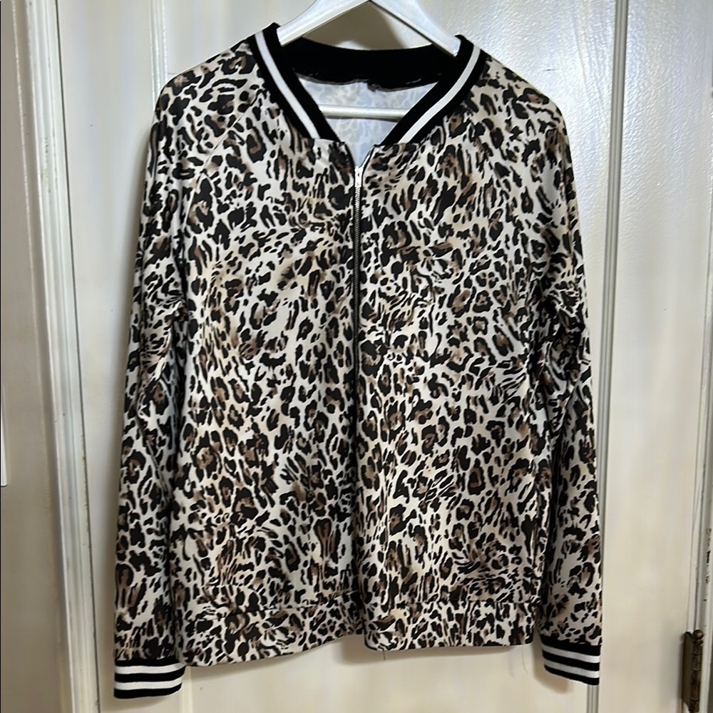 Tracksuit Style Zip Up Jacket with Sporty Ribbed Trim